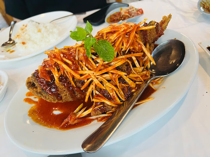 layar seafood.restoran terbaik di jakarta