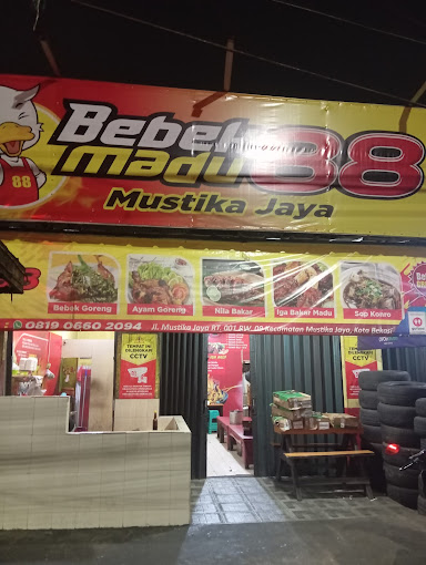 kaki lima di bekasi bebek bakar madu88