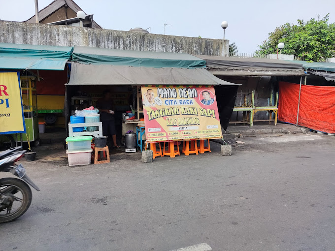 makanan kaki lima di karawangsoto tangkar