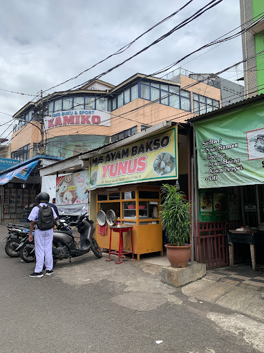 makanan kaki lima di jakarta selatanMie ayam bakso yunus