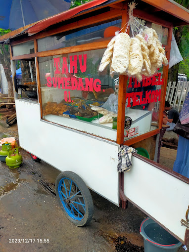 Makanan Kaki Lima Kota Subang Yang Wajib Dicoba!