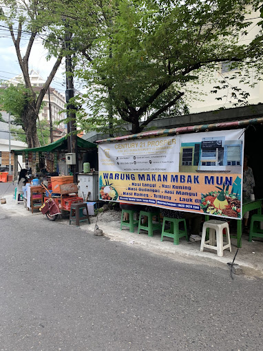 Kaki Lima Kota SemarangWarung Ramesan Mbak Mun